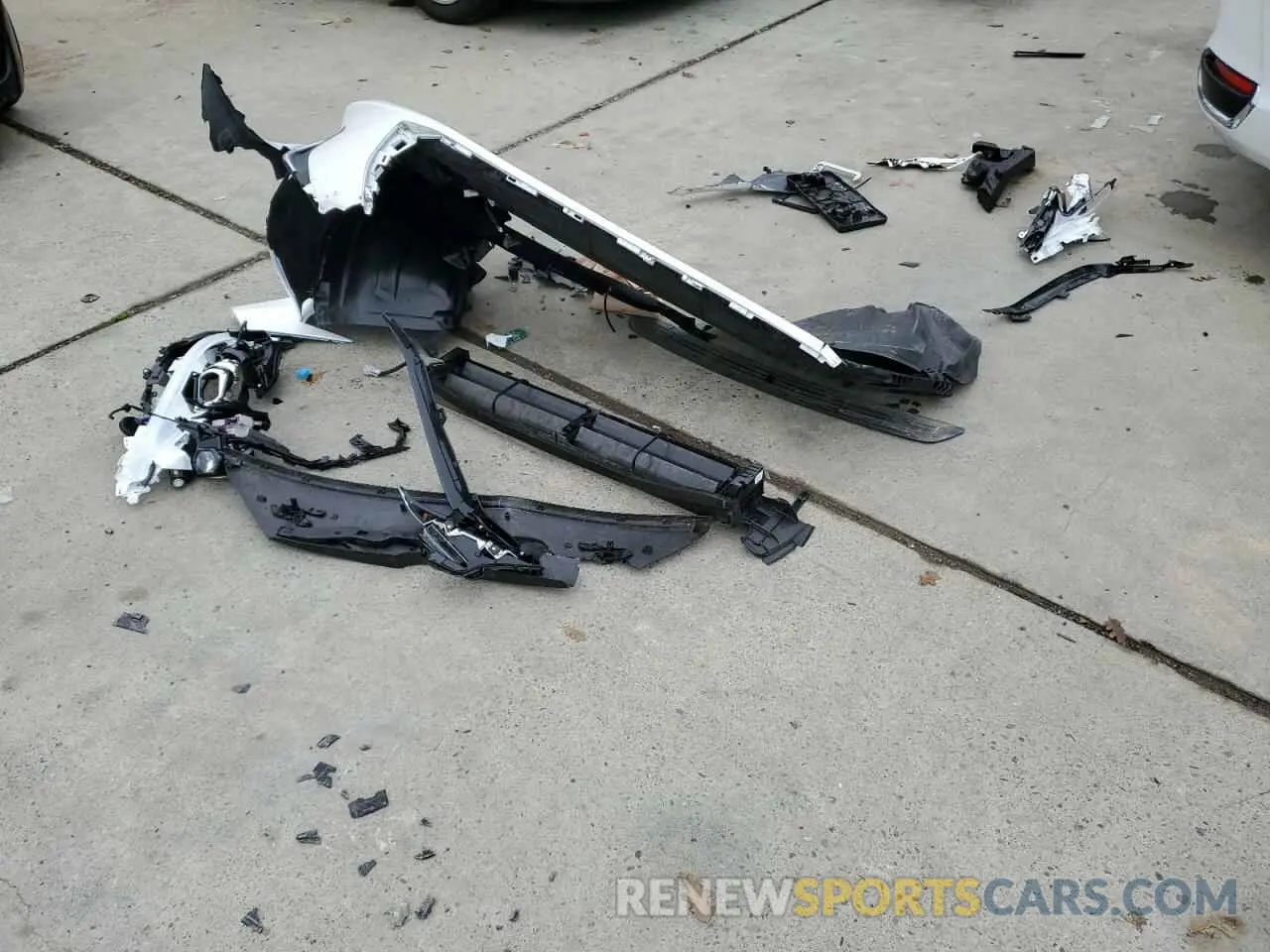 12 Photograph of a damaged car 58ADA1C12RU052541 LEXUS ES300 2024