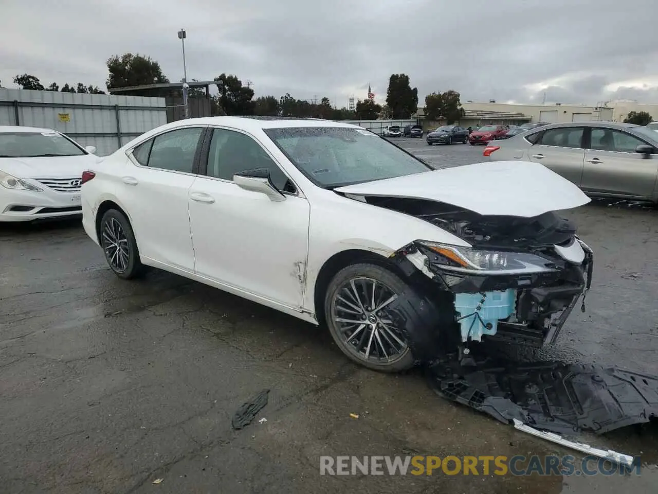 4 Фотография поврежденного автомобиля 58ADA1C13RU054122 LEXUS ES300 2024