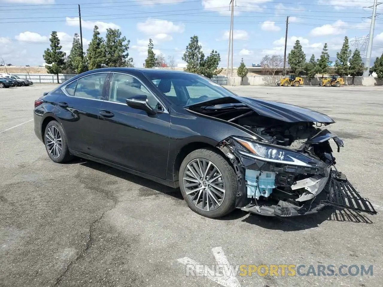 4 Photograph of a damaged car 58ADA1C14RU041377 LEXUS ES300 2024