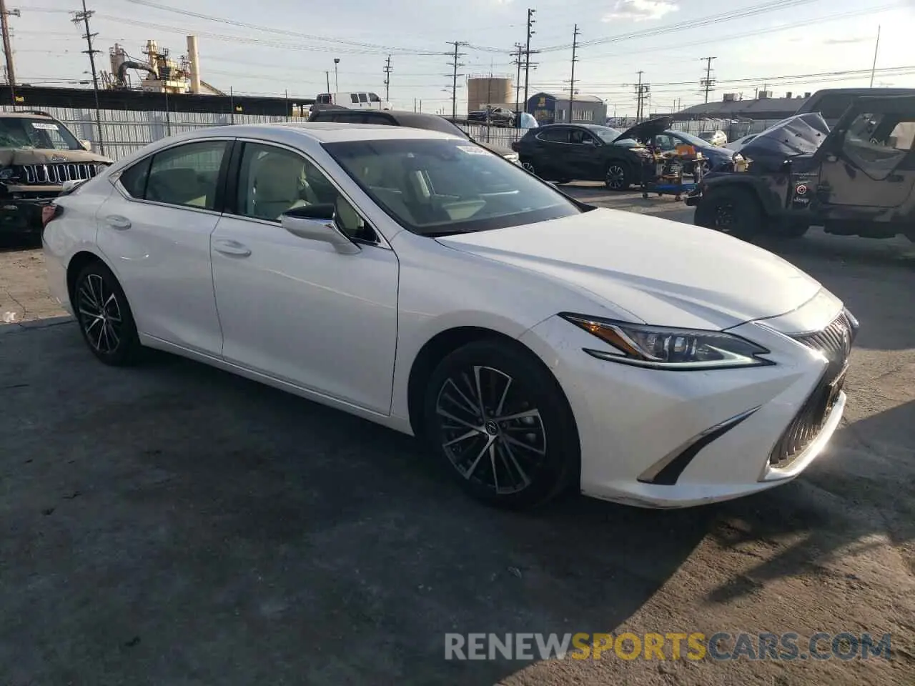 4 Фотография поврежденного автомобиля 58ADA1C15RU037127 LEXUS ES300 2024