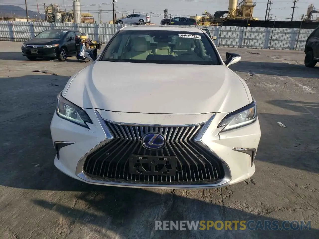 5 Фотография поврежденного автомобиля 58ADA1C15RU037127 LEXUS ES300 2024