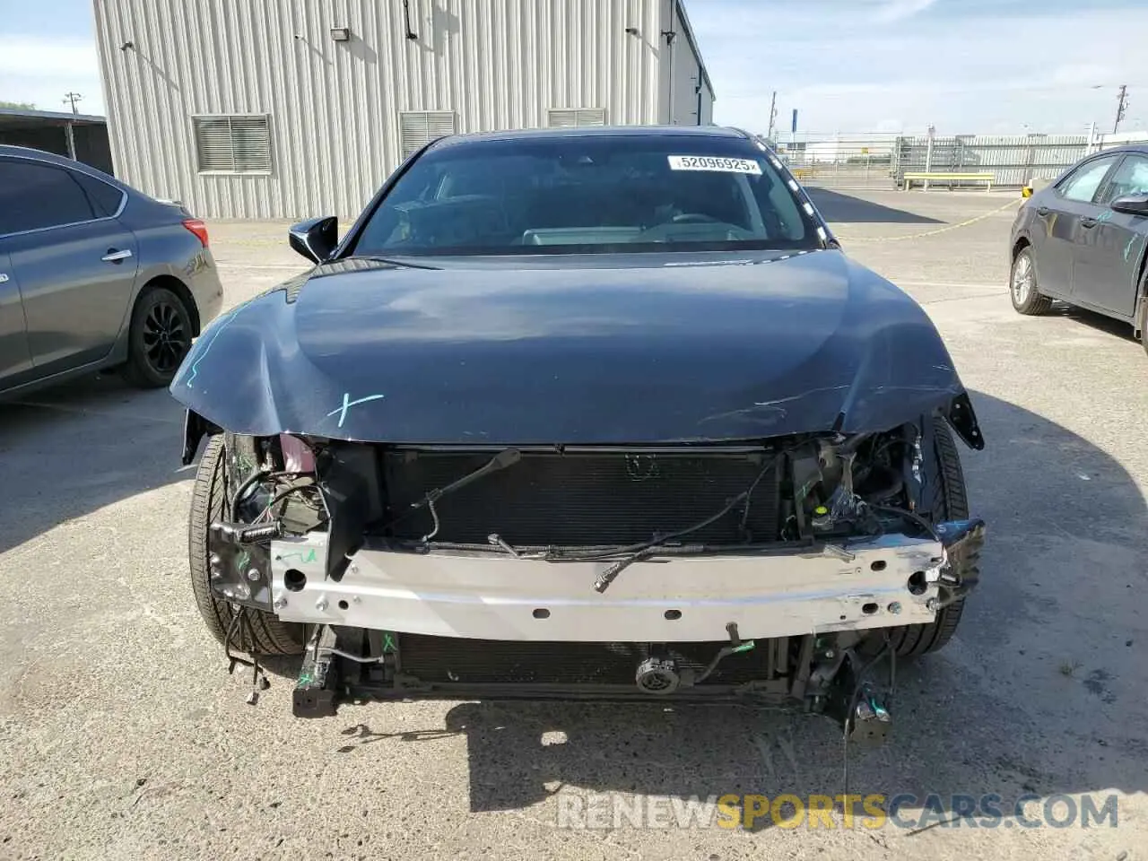 5 Фотография поврежденного автомобиля 58ADA1C16RU047309 LEXUS ES300 2024