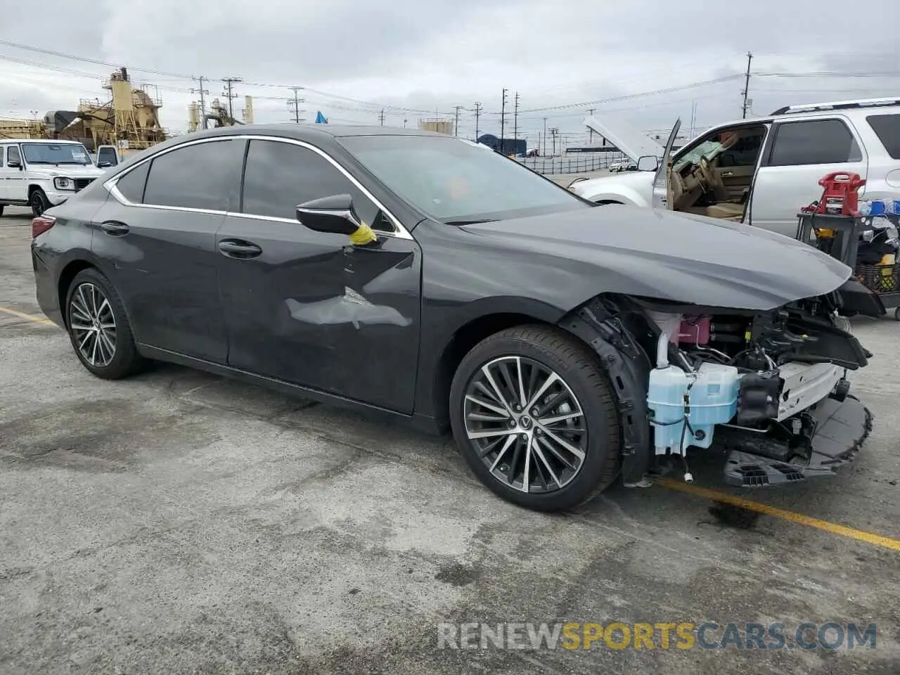 4 Фотография поврежденного автомобиля 58ADA1C16RU048069 LEXUS ES300 2024
