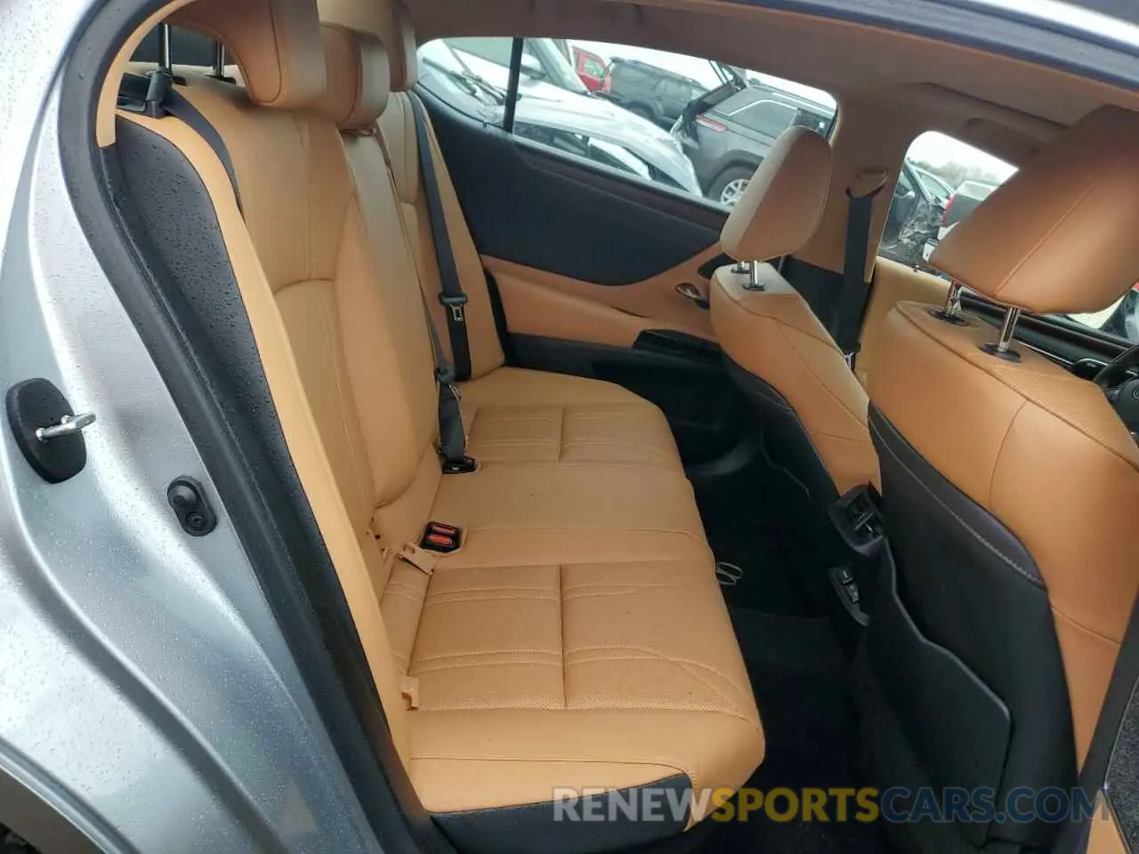10 Фотография поврежденного автомобиля 58AEA1C16RU052269 LEXUS ES300 2024