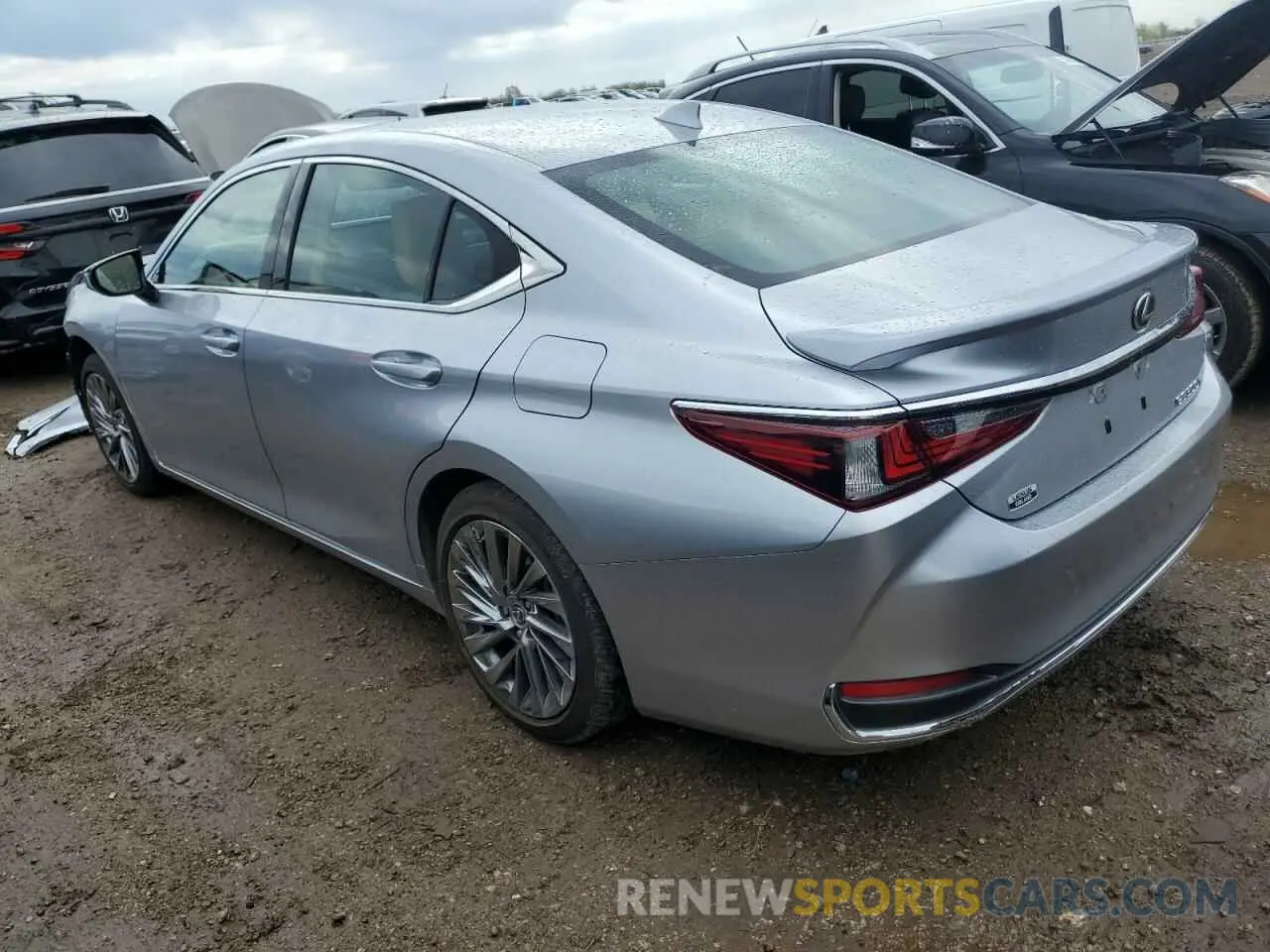 2 Фотография поврежденного автомобиля 58AEA1C16RU052269 LEXUS ES300 2024