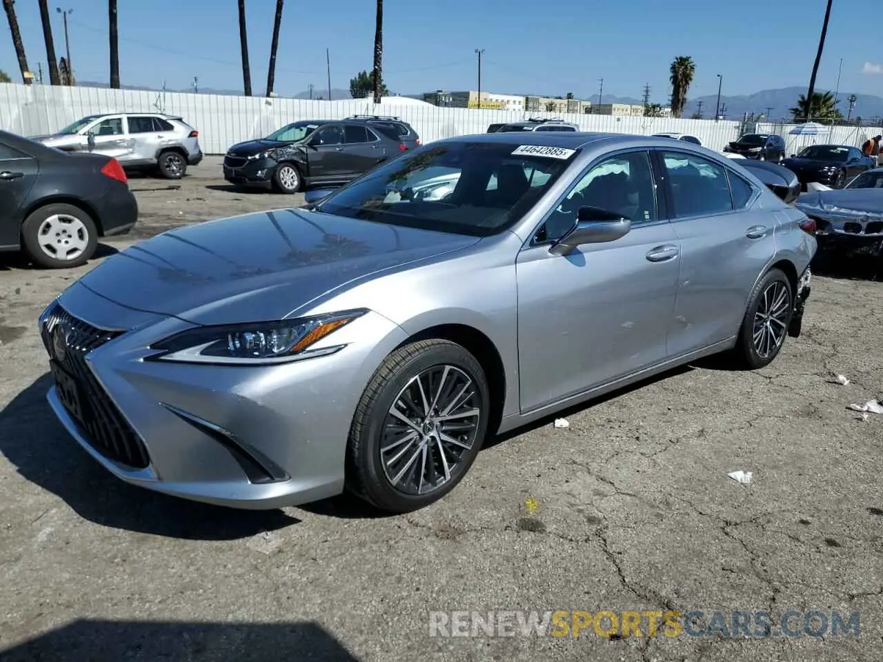 1 Photograph of a damaged car 58ADA1C11SU054626 LEXUS ES300 2025