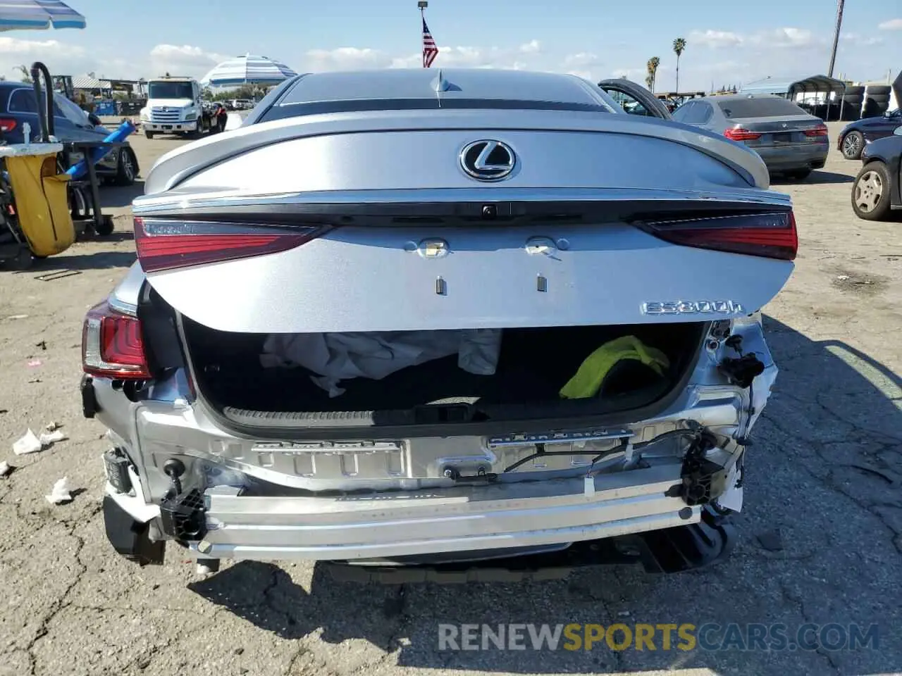 6 Photograph of a damaged car 58ADA1C11SU054626 LEXUS ES300 2025