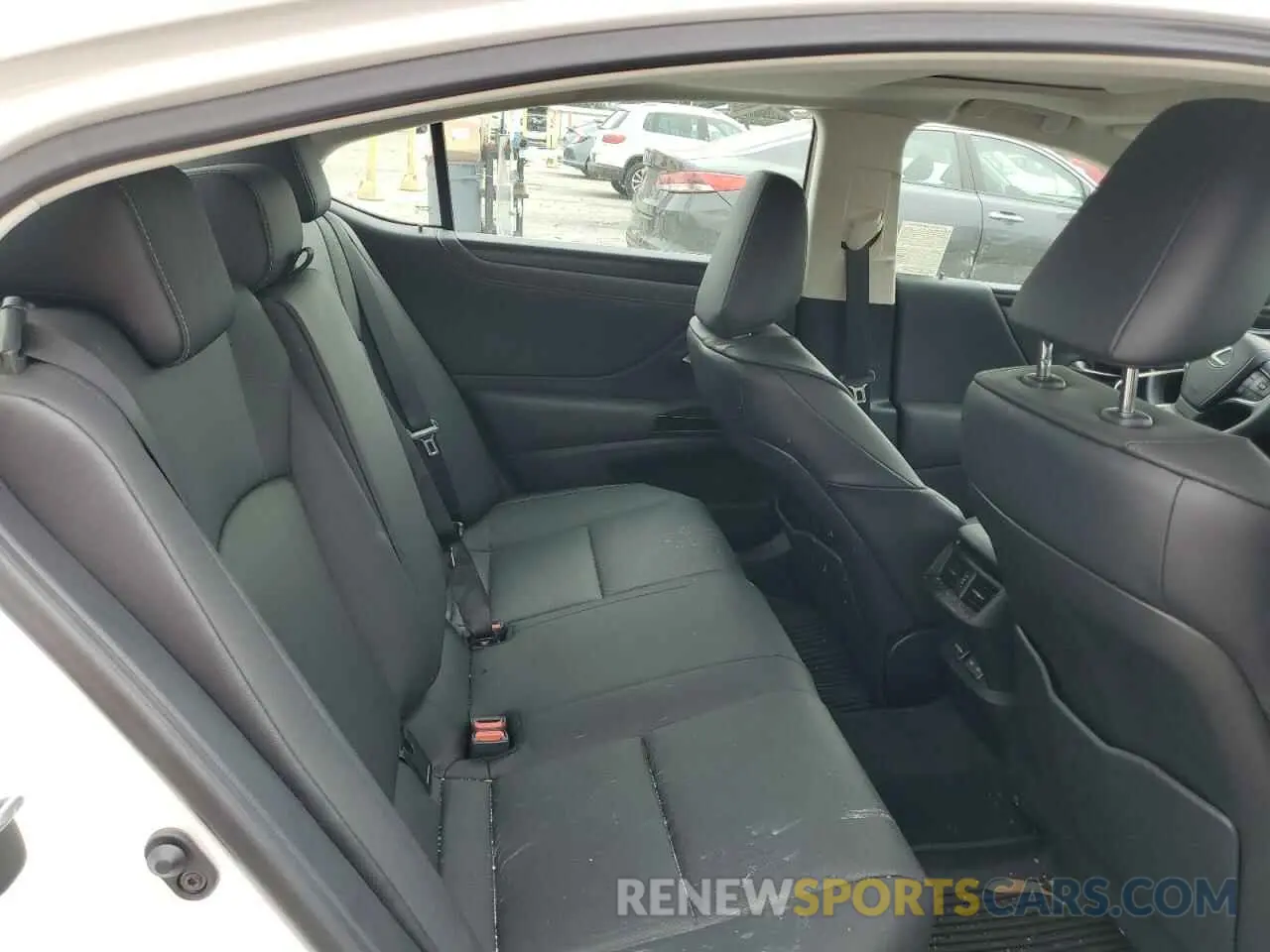 10 Фотография поврежденного автомобиля 58ADA1C17SU058938 LEXUS ES300 2025