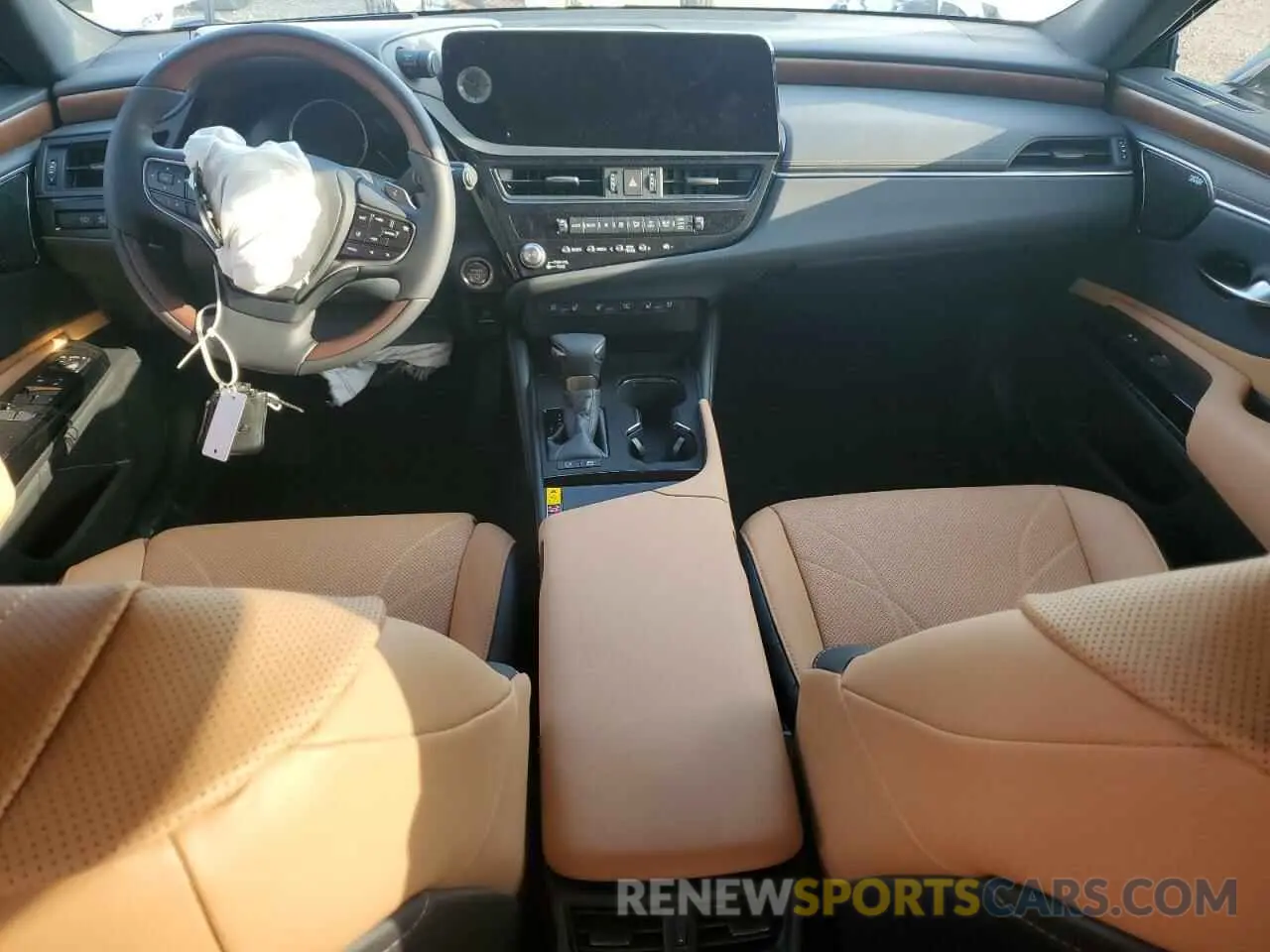 8 Photograph of a damaged car 58AFA1C14SU058825 LEXUS ES300 2025