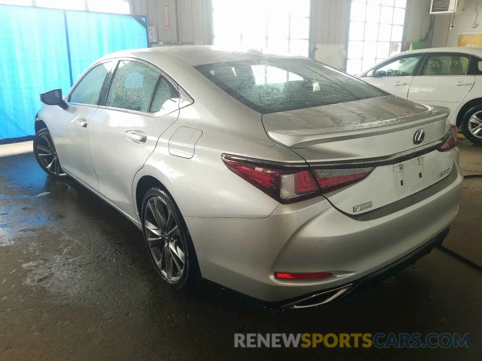 3 Photograph of a damaged car 58ABZ1B10KU002731 LEXUS ES350 2019