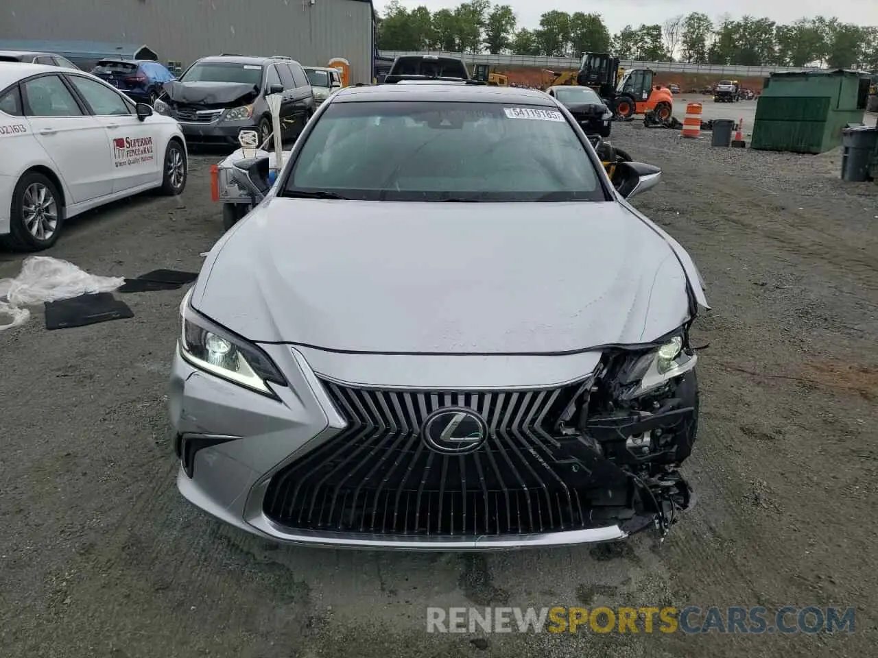 5 Photograph of a damaged car 58ABZ1B10KU013325 LEXUS ES350 2019