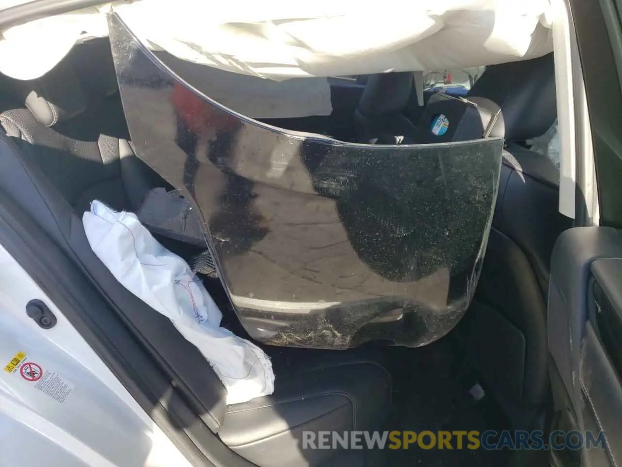 6 Photograph of a damaged car 58ABZ1B10KU016709 LEXUS ES350 2019