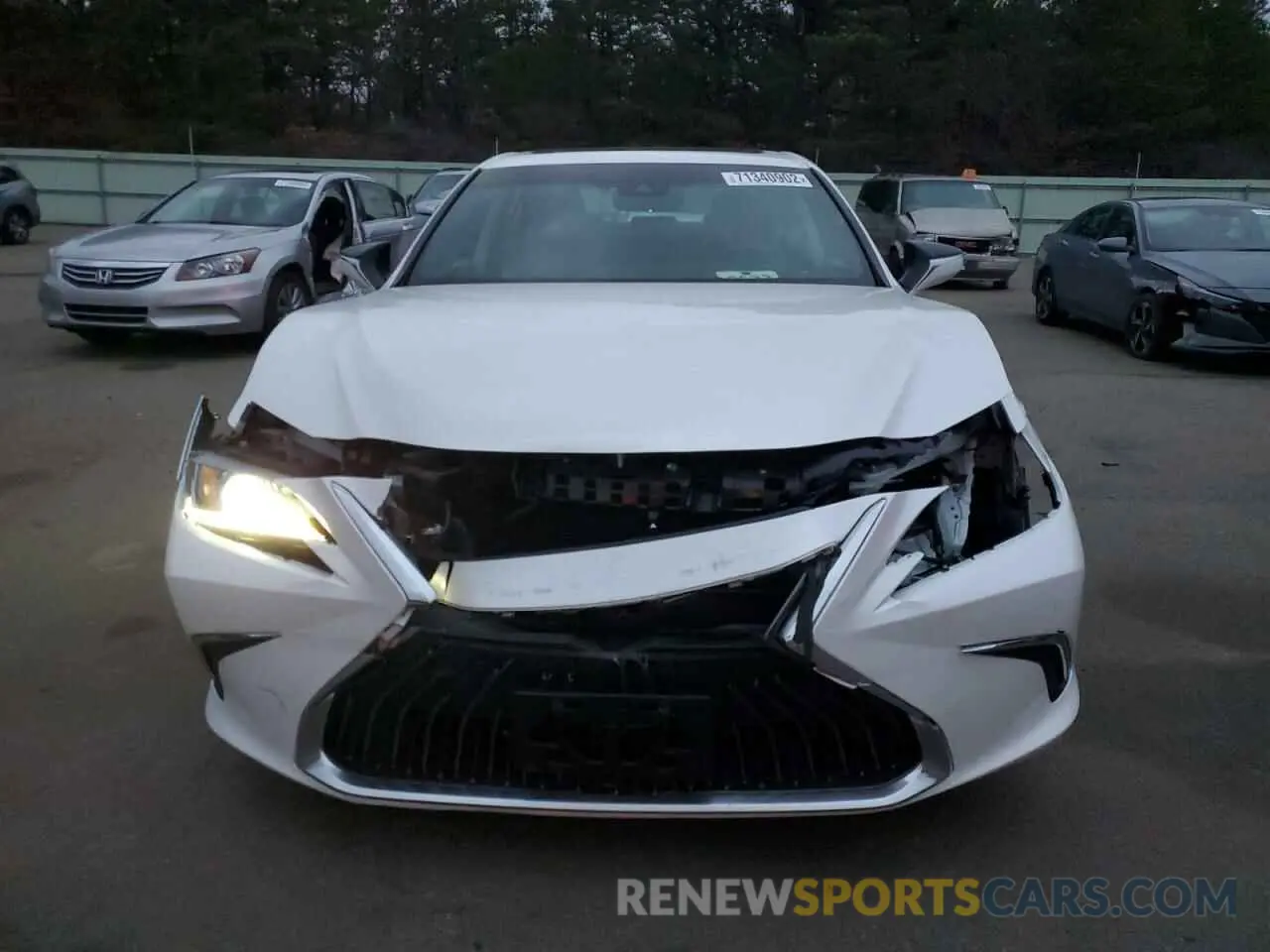 5 Фотография поврежденного автомобиля 58ABZ1B10KU022493 LEXUS ES350 2019