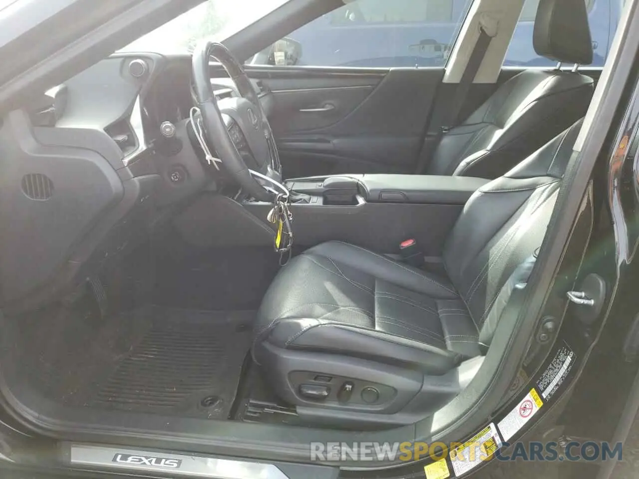 7 Фотография поврежденного автомобиля 58ABZ1B10KU023756 LEXUS ES350 2019