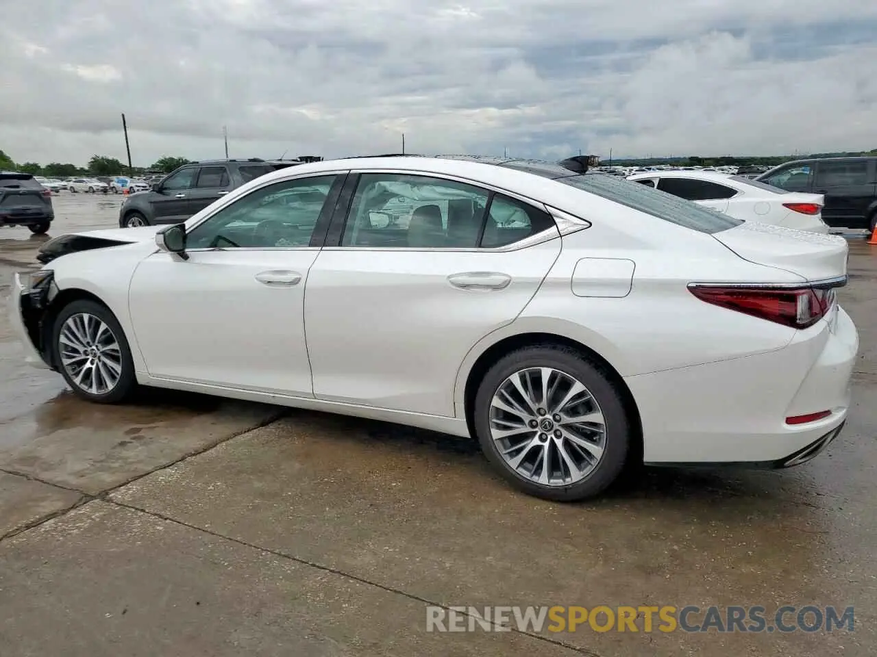 2 Фотография поврежденного автомобиля 58ABZ1B10KU030173 LEXUS ES350 2019