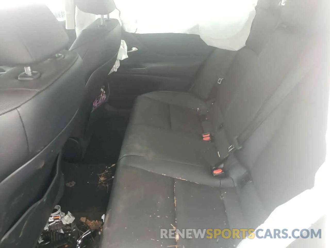 6 Photograph of a damaged car 58ABZ1B10KU039651 LEXUS ES350 2019