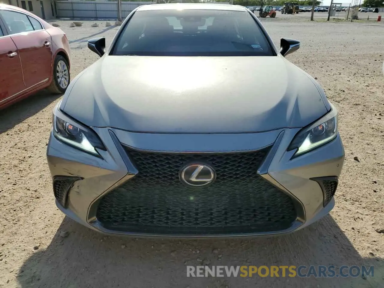 5 Photograph of a damaged car 58ABZ1B10KU043179 LEXUS ES350 2019