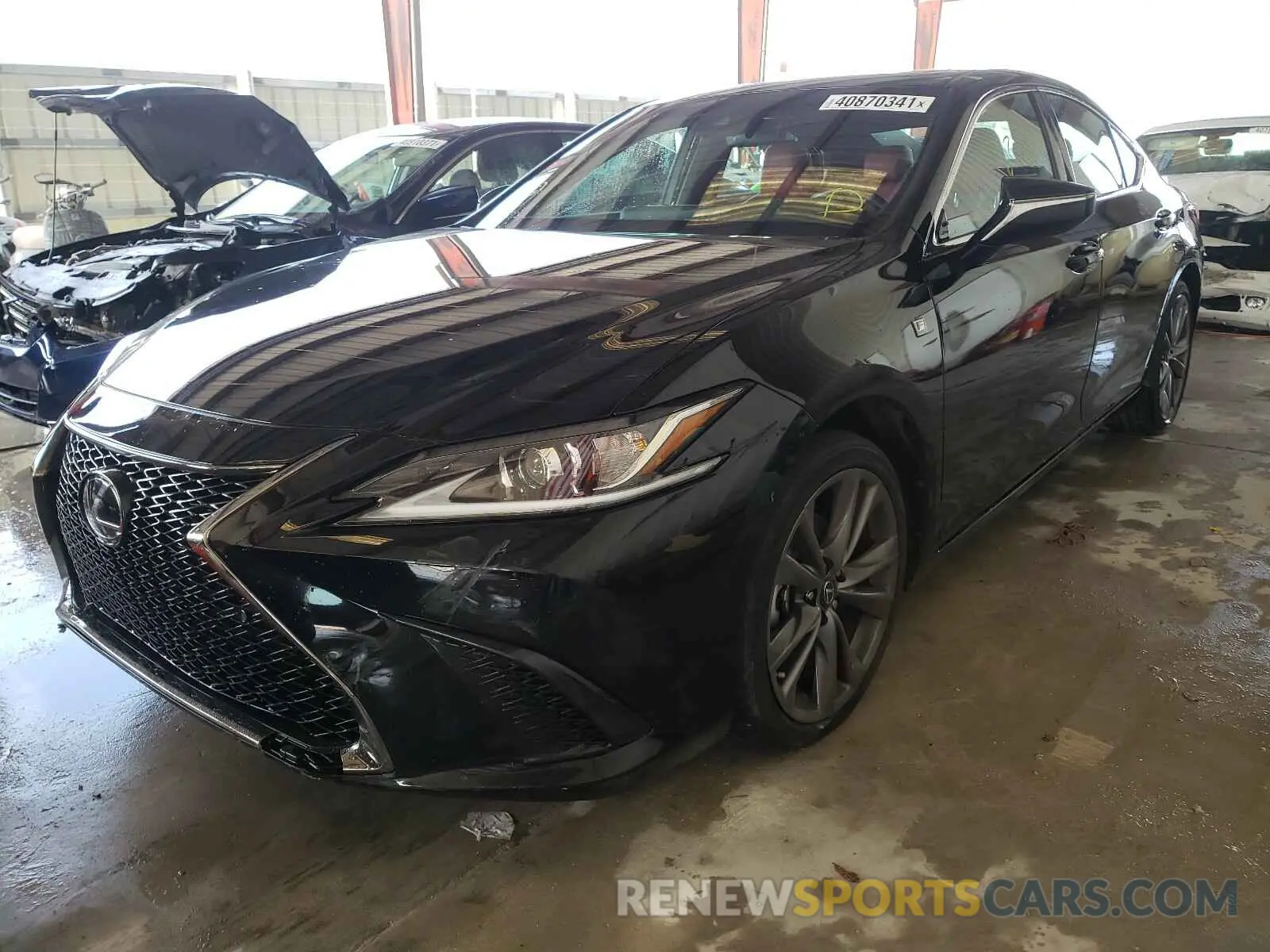 2 Photograph of a damaged car 58ABZ1B10KU051332 LEXUS ES350 2019