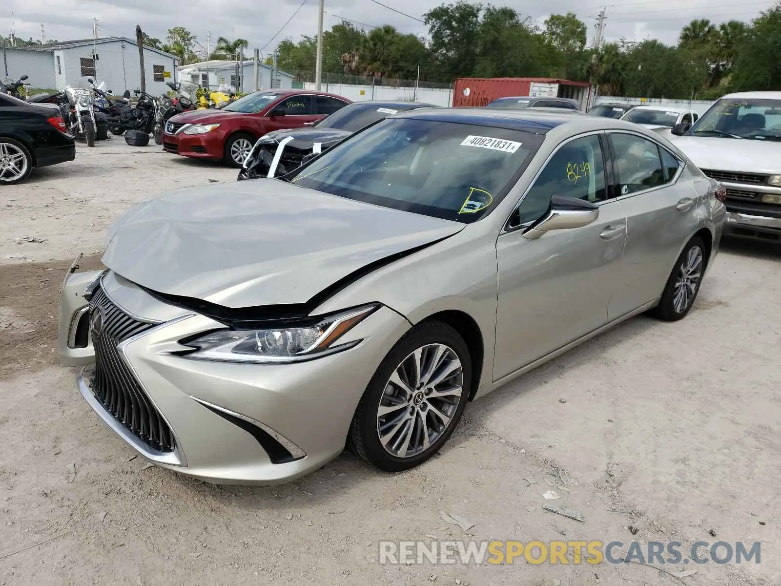 2 Photograph of a damaged car 58ABZ1B13KU025484 LEXUS ES350 2019