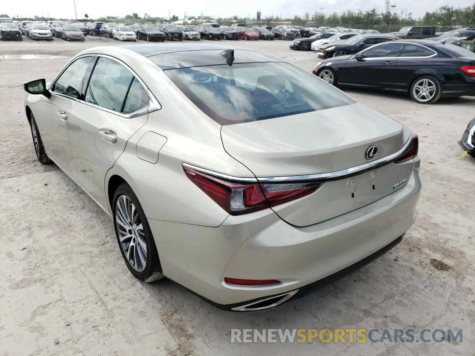 3 Photograph of a damaged car 58ABZ1B13KU025484 LEXUS ES350 2019