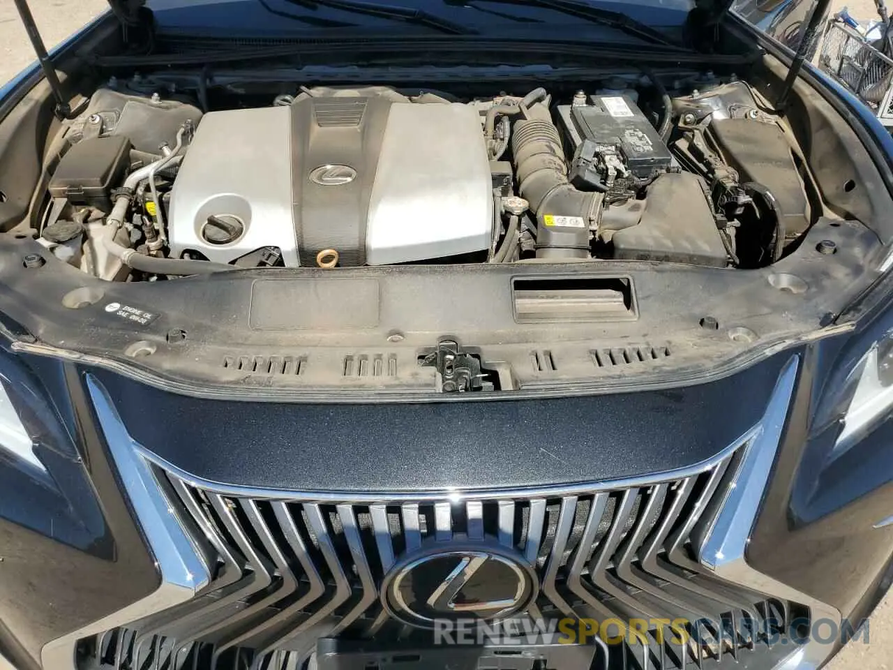 11 Фотография поврежденного автомобиля 58ABZ1B13KU034797 LEXUS ES350 2019