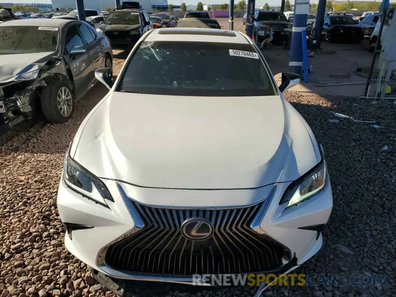 5 Фотография поврежденного автомобиля 58ABZ1B14KU032573 LEXUS ES350 2019