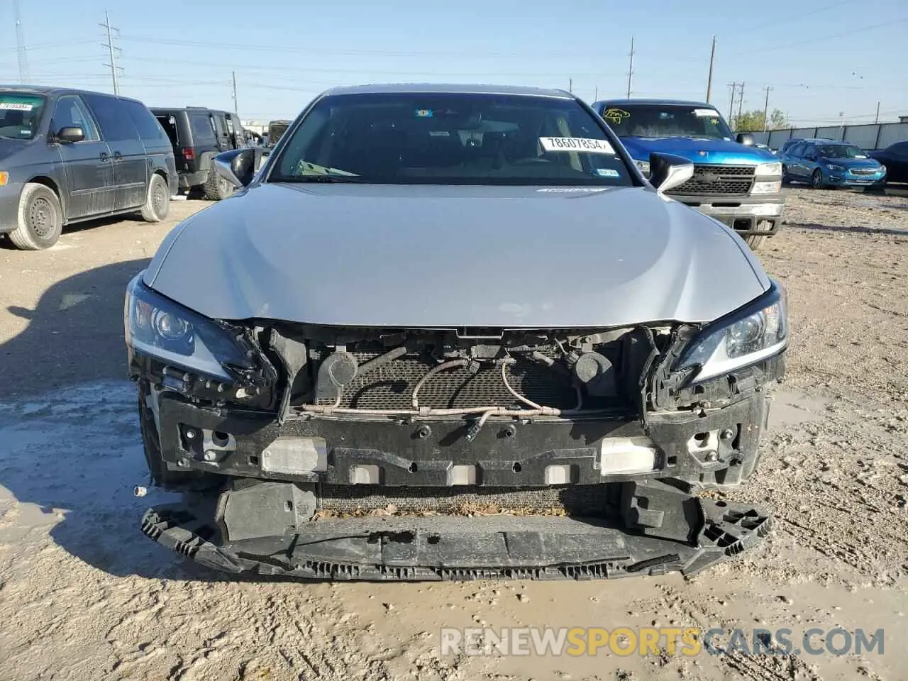 5 Photograph of a damaged car 58ABZ1B15KU008329 LEXUS ES350 2019