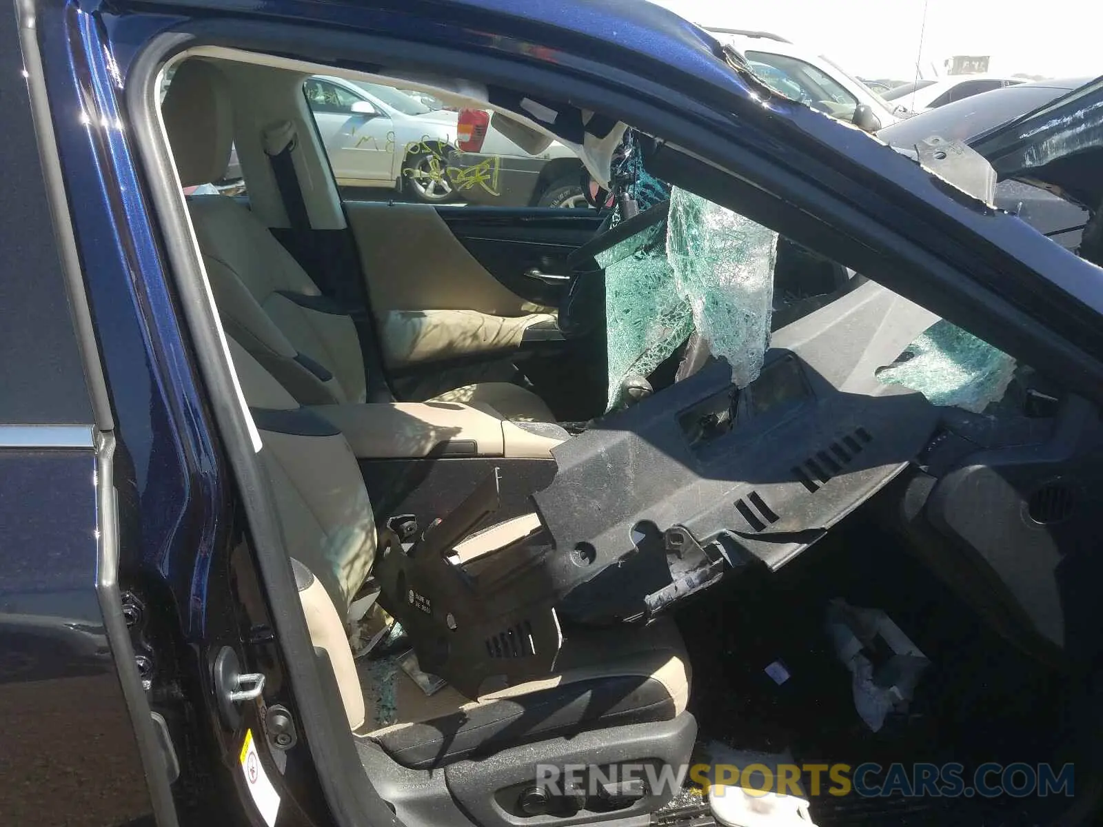 5 Photograph of a damaged car 58ABZ1B15KU013062 LEXUS ES350 2019