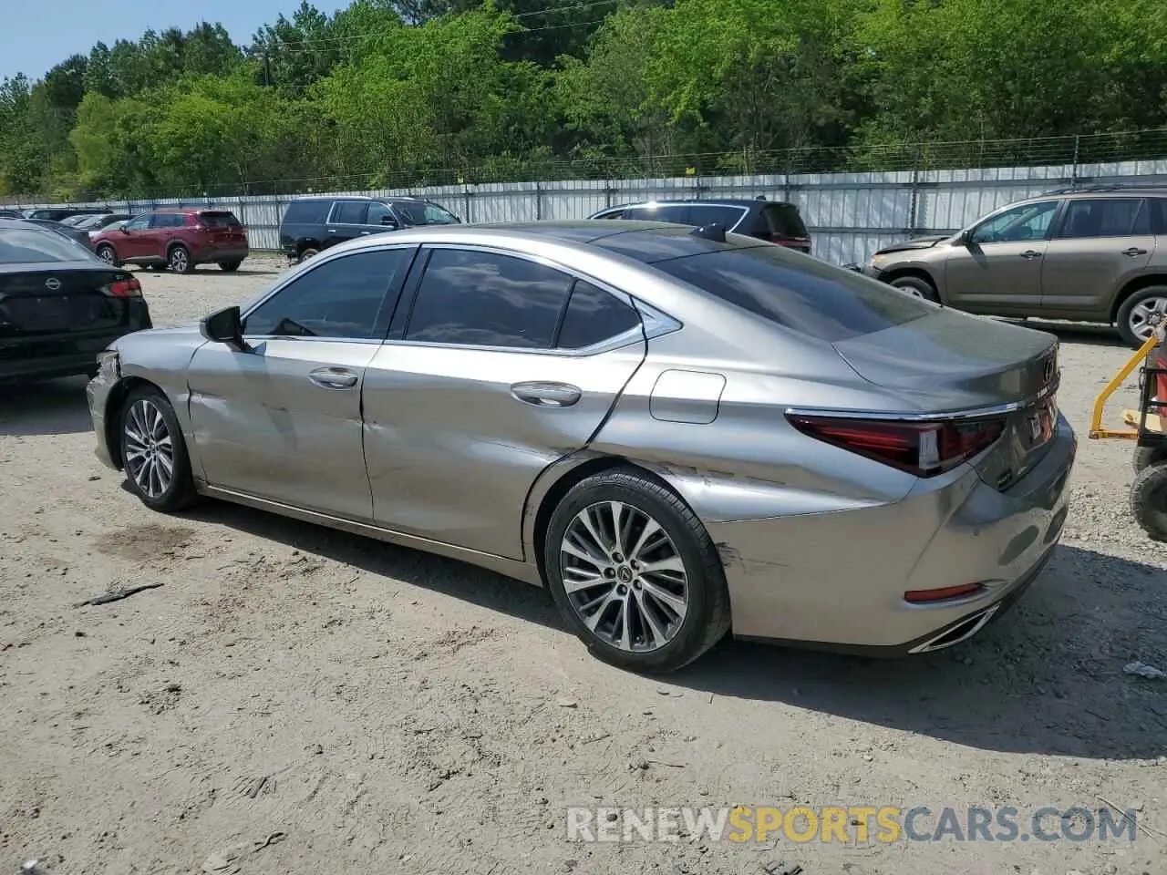 2 Фотография поврежденного автомобиля 58ABZ1B15KU028404 LEXUS ES350 2019