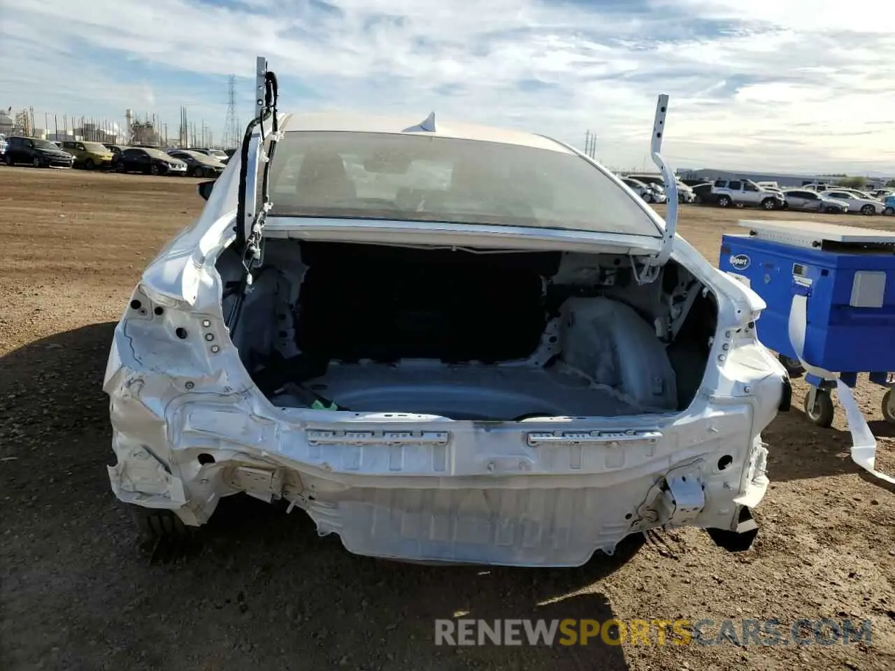 6 Photograph of a damaged car 58ABZ1B15KU044327 LEXUS ES350 2019