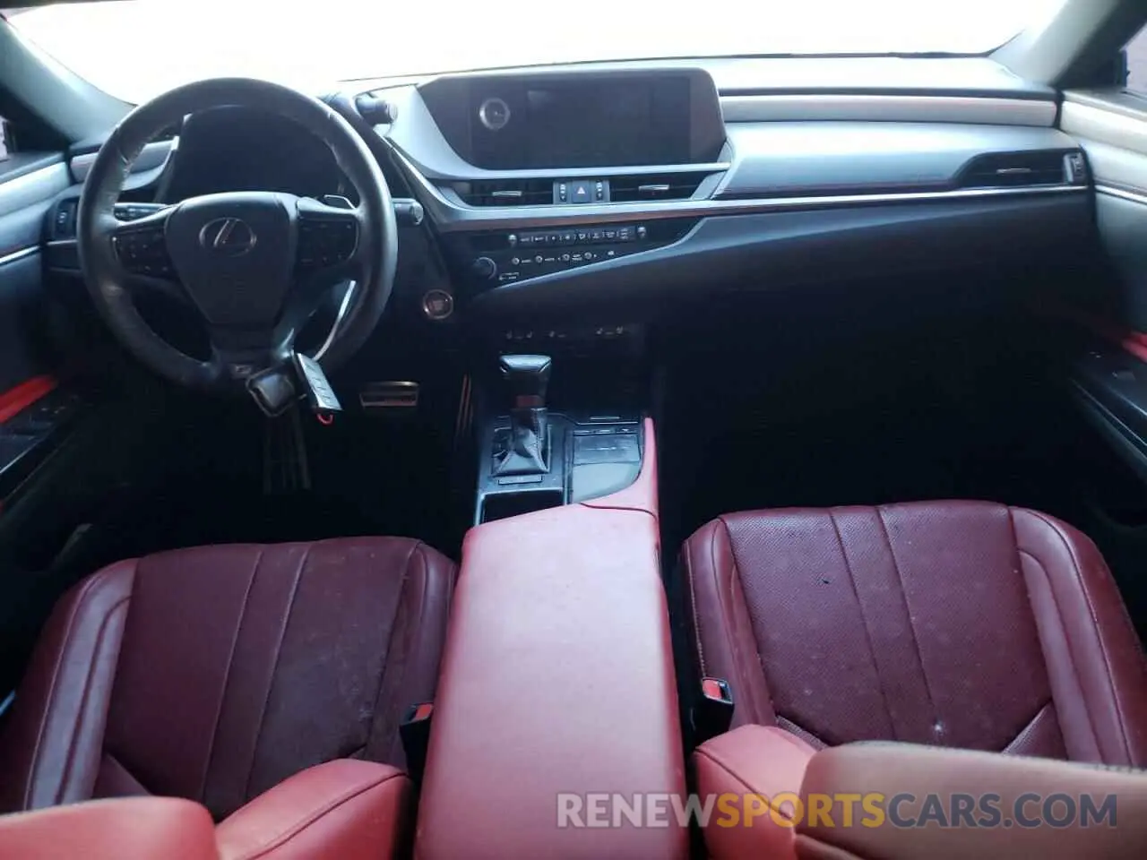 8 Photograph of a damaged car 58ABZ1B16KU043011 LEXUS ES350 2019