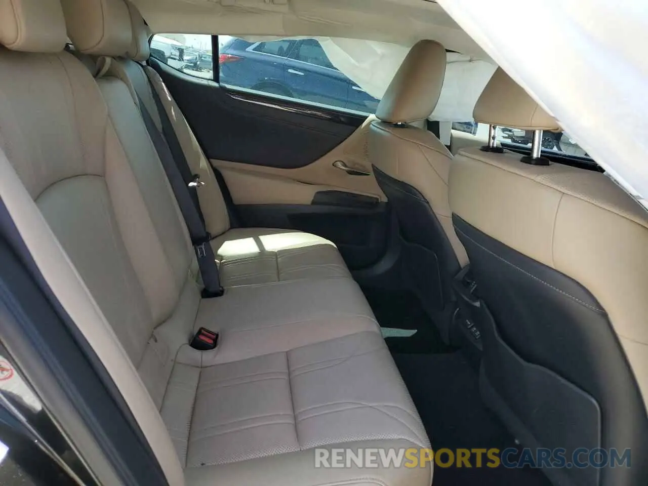 10 Фотография поврежденного автомобиля 58ABZ1B17KU002161 LEXUS ES350 2019