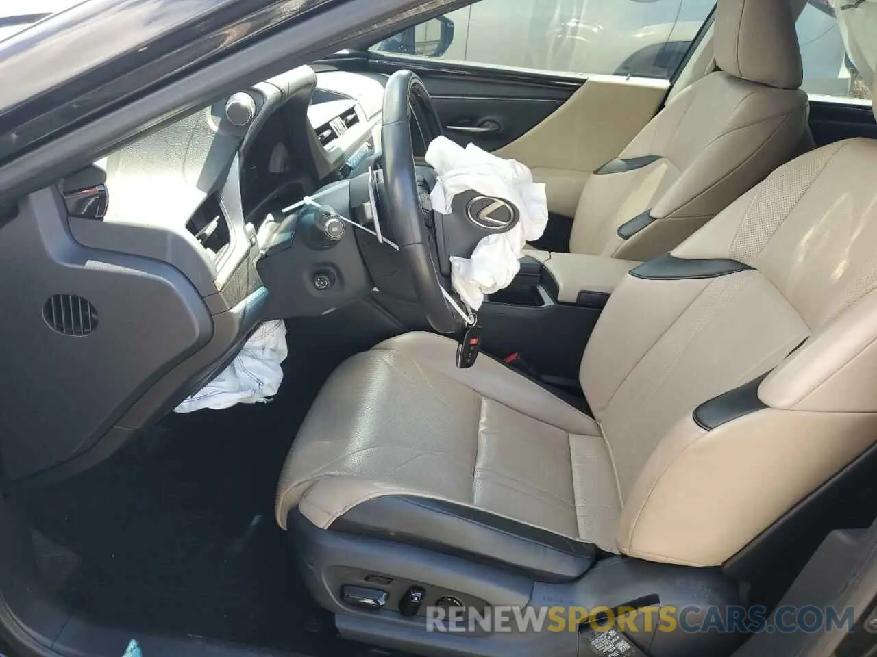 7 Фотография поврежденного автомобиля 58ABZ1B17KU002161 LEXUS ES350 2019