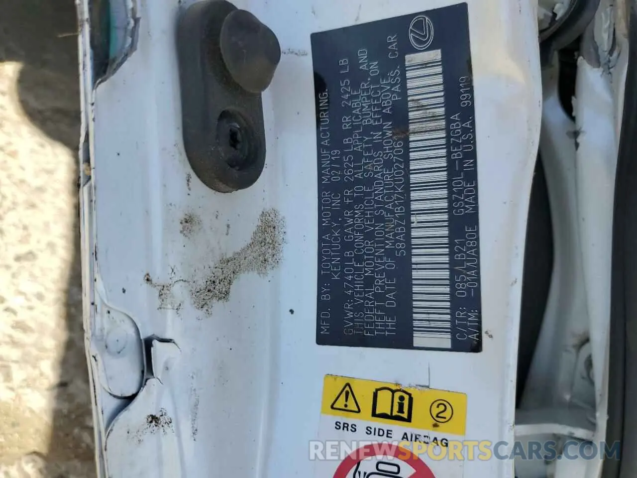 12 Photograph of a damaged car 58ABZ1B17KU027061 LEXUS ES350 2019