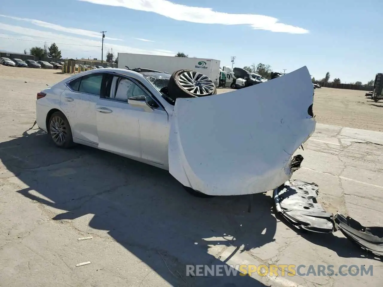 4 Photograph of a damaged car 58ABZ1B17KU027061 LEXUS ES350 2019