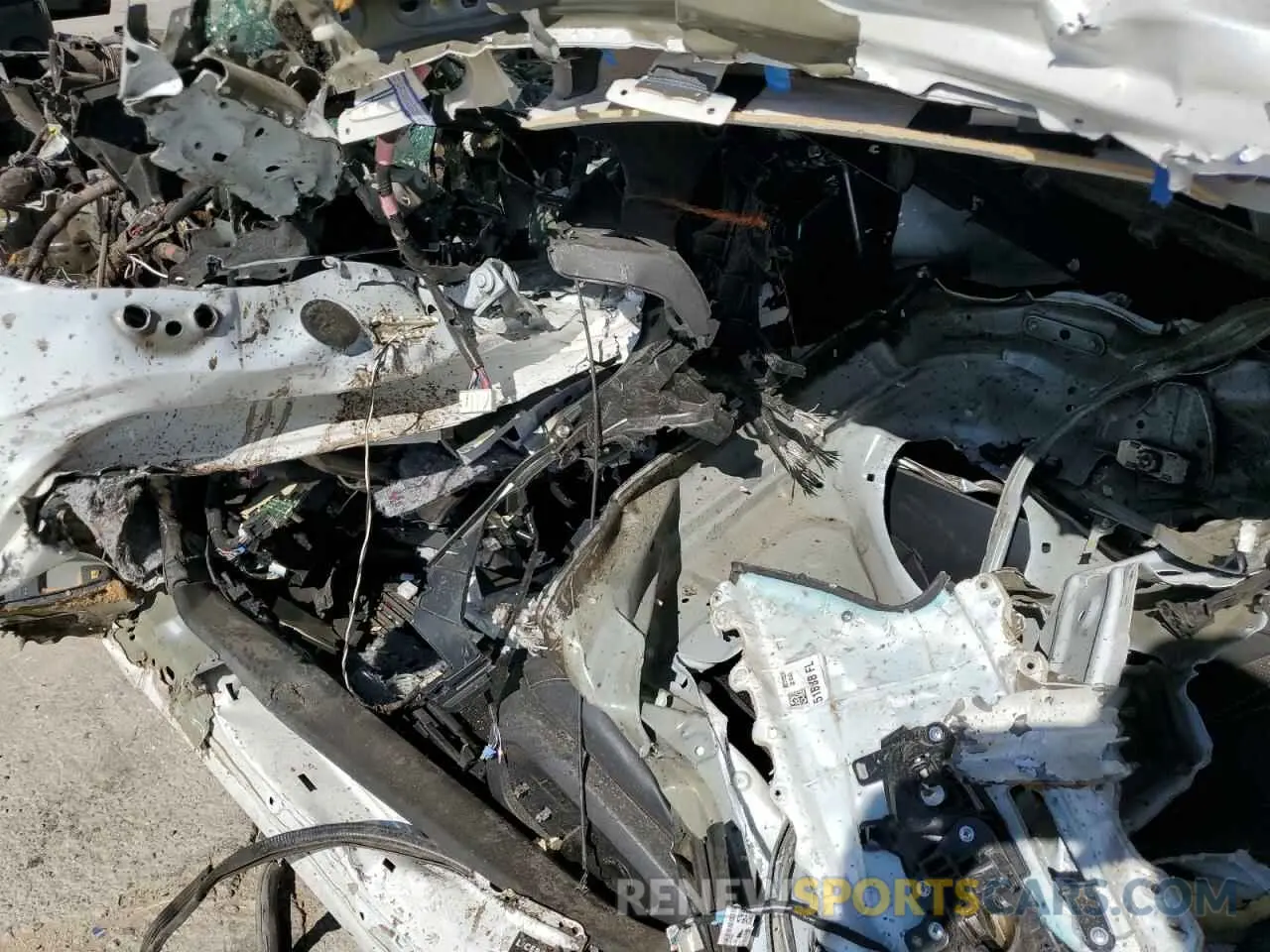 9 Photograph of a damaged car 58ABZ1B17KU027061 LEXUS ES350 2019
