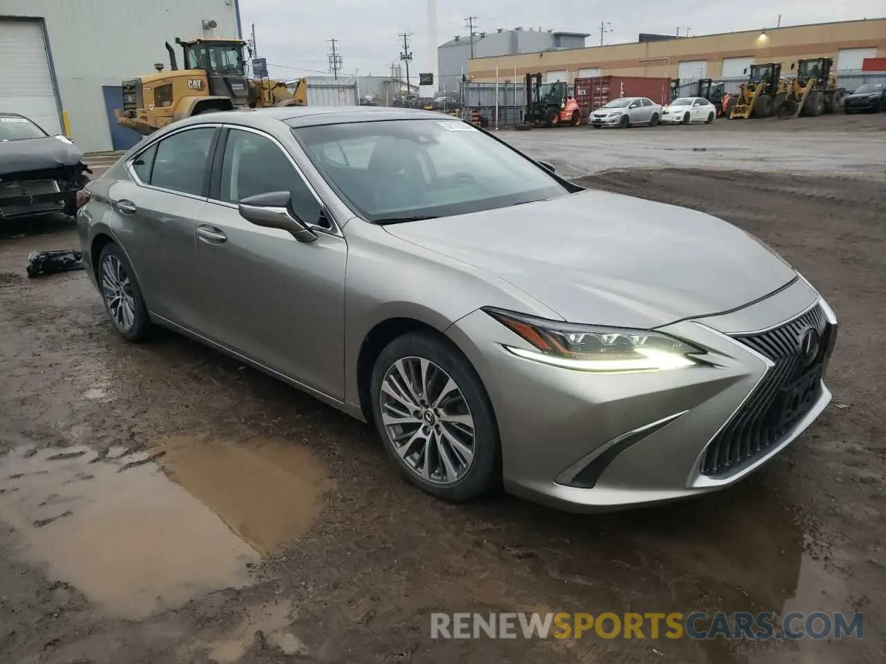 4 Photograph of a damaged car 58ABZ1B18KU002671 LEXUS ES350 2019