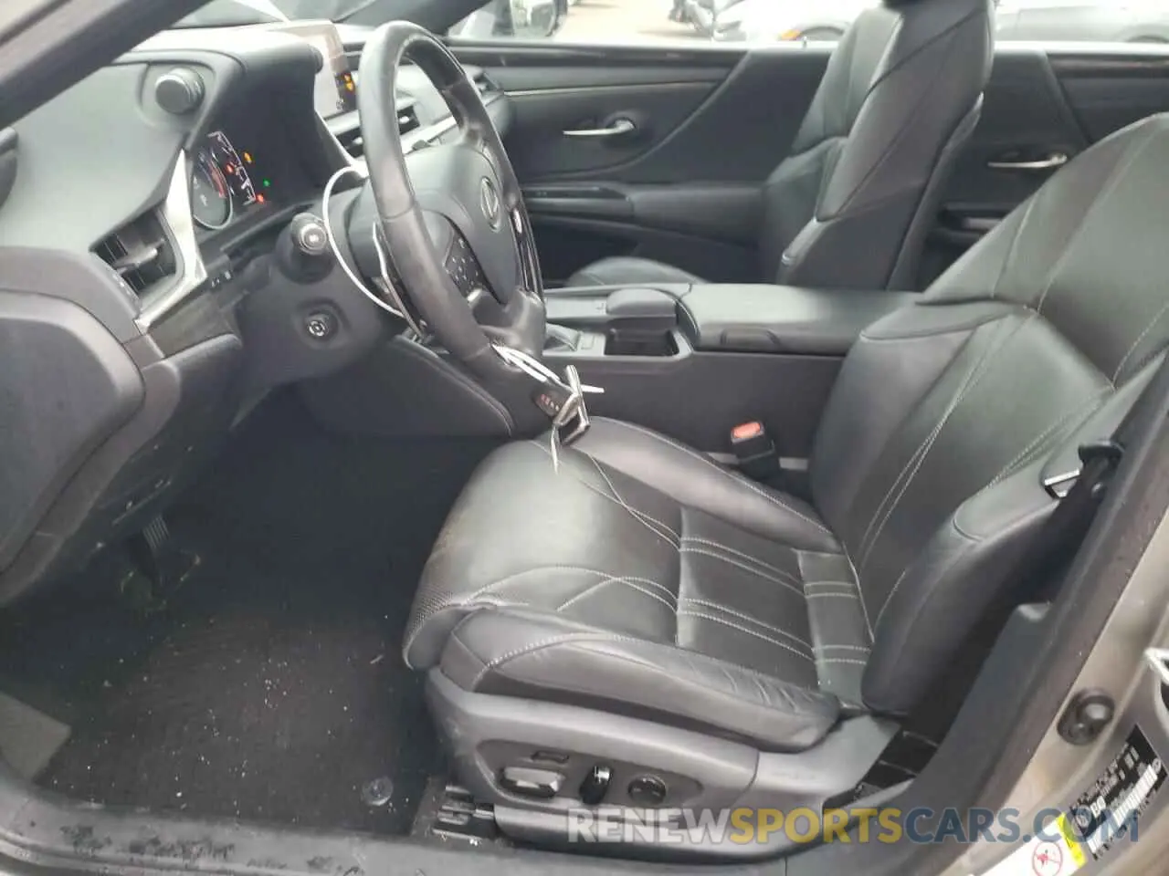 7 Photograph of a damaged car 58ABZ1B18KU002671 LEXUS ES350 2019