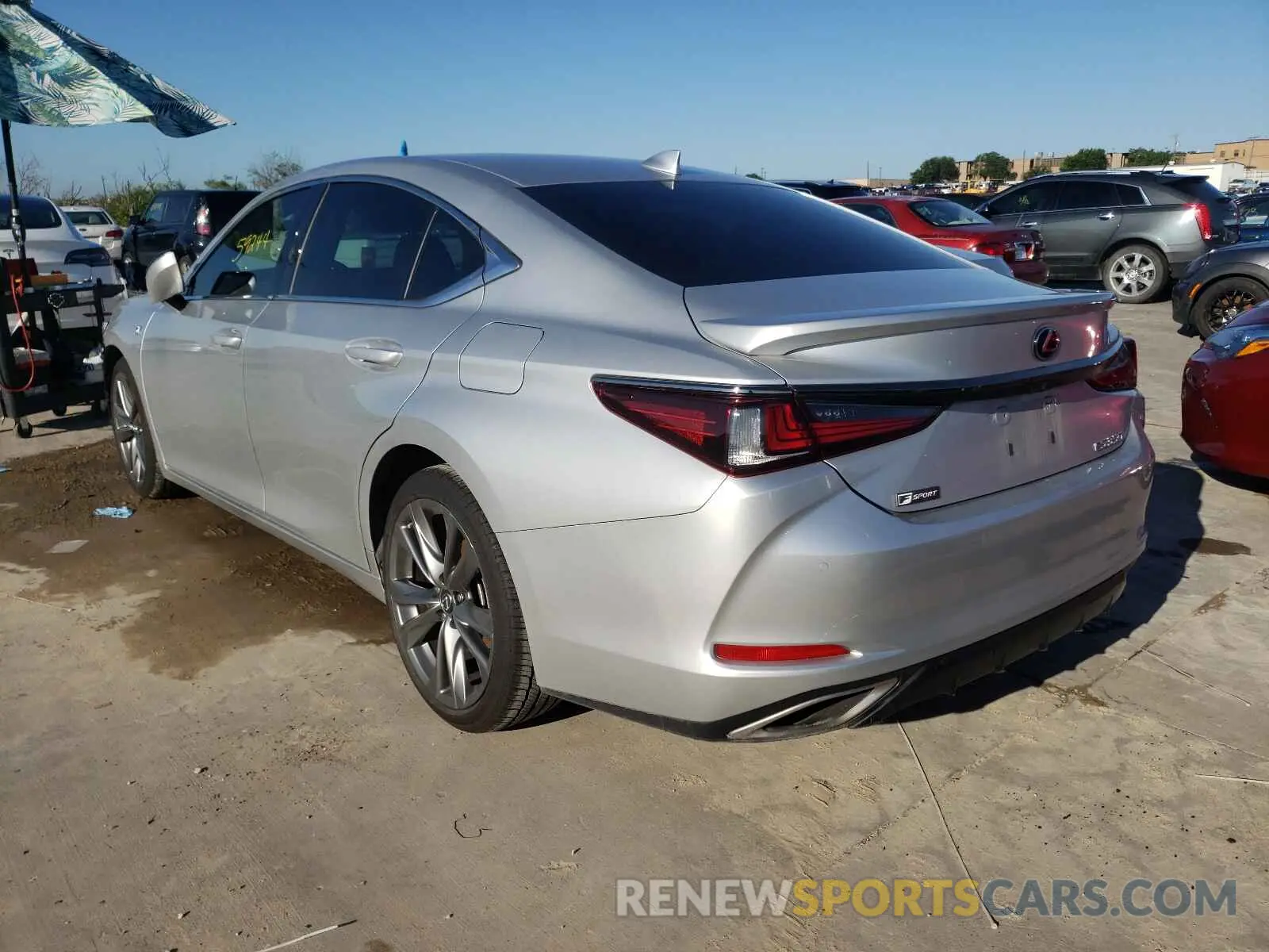 3 Photograph of a damaged car 58ABZ1B18KU008969 LEXUS ES350 2019