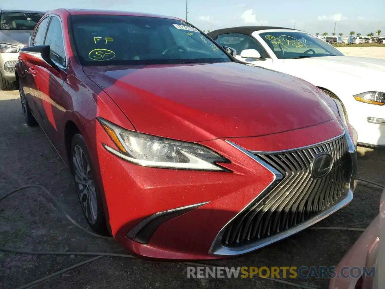 5 Photograph of a damaged car 58ABZ1B18KU025688 LEXUS ES350 2019