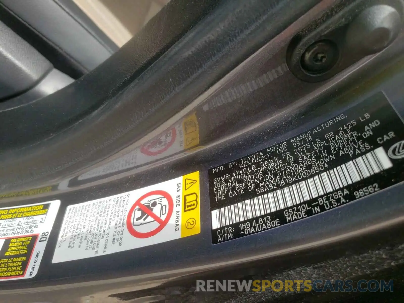 10 Photograph of a damaged car 58ABZ1B19KU006504 LEXUS ES350 2019