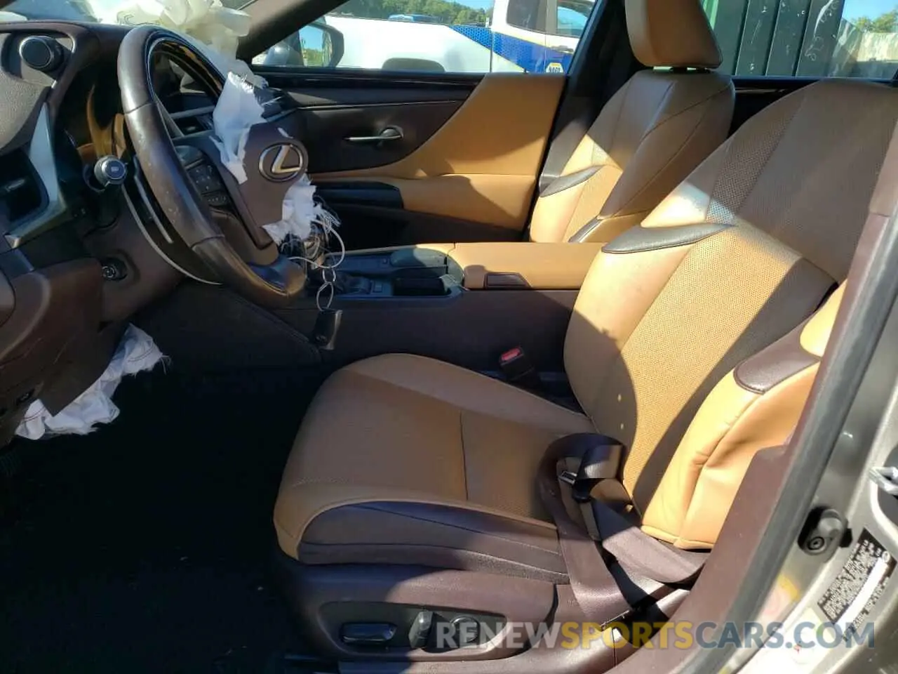 7 Photograph of a damaged car 58ABZ1B1XKU034313 LEXUS ES350 2019