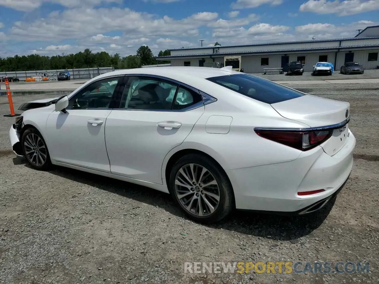 2 Photograph of a damaged car 58ABZ1B1XKU034621 LEXUS ES350 2019