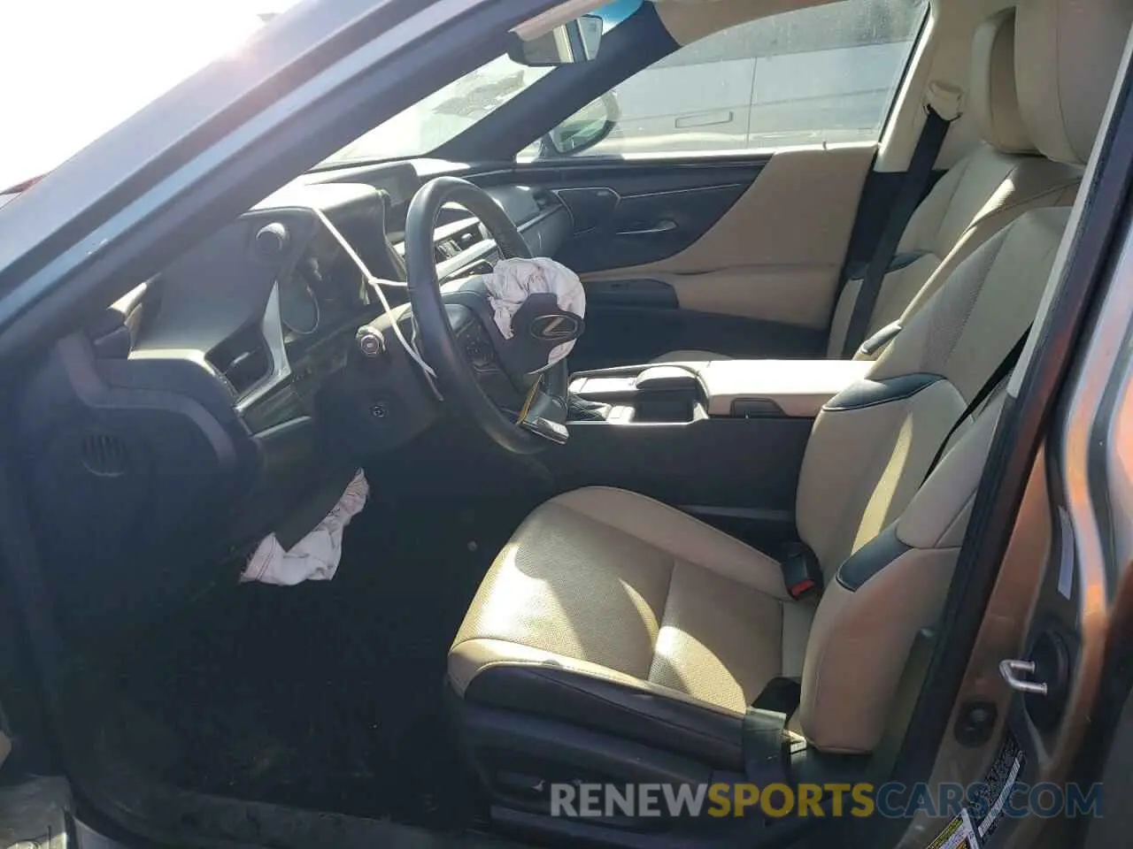 7 Photograph of a damaged car 58ABZ1B1XKU049748 LEXUS ES350 2019