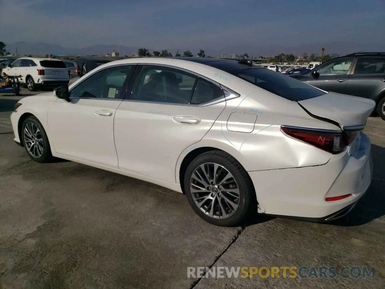 2 Photograph of a damaged car JTHBZ1B19K2003365 LEXUS ES350 2019
