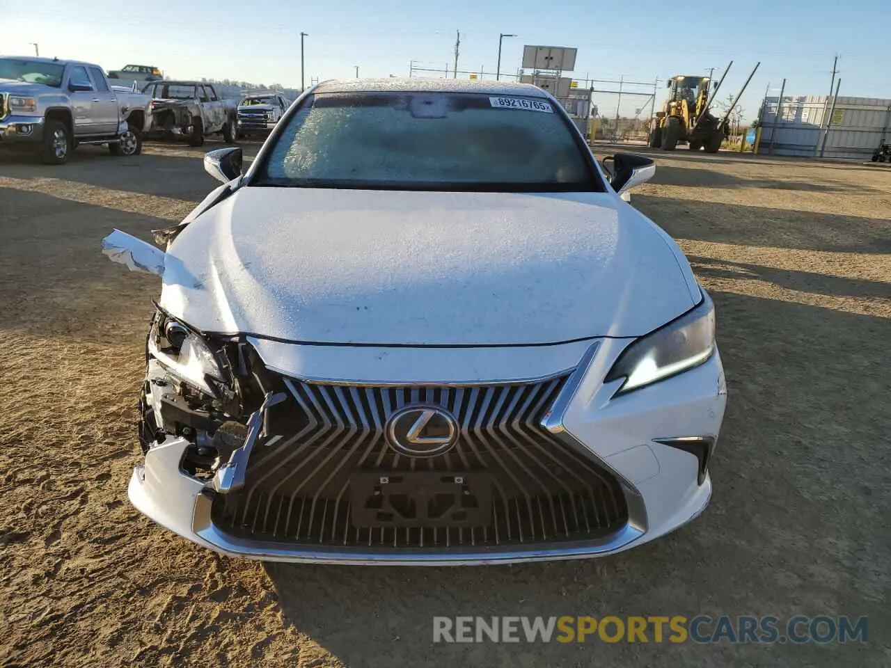 5 Photograph of a damaged car JTHBZ1B1XK2002824 LEXUS ES350 2019