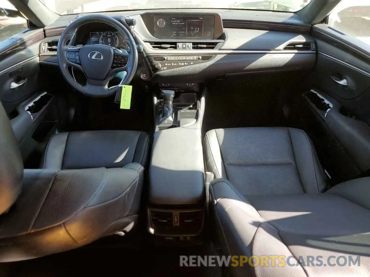 8 Фотография поврежденного автомобиля 58ADZ1B10LU055973 LEXUS ES350 2020