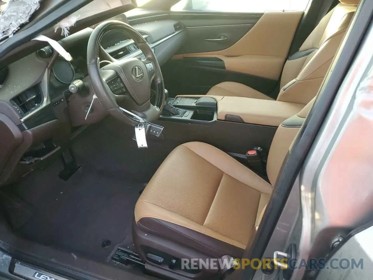 7 Photograph of a damaged car 58ADZ1B10LU059215 LEXUS ES350 2020