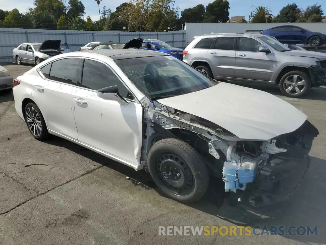 4 Фотография поврежденного автомобиля 58ADZ1B11LU078758 LEXUS ES350 2020