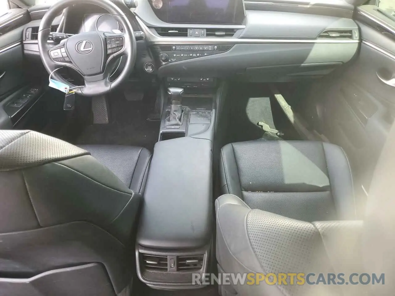 8 Фотография поврежденного автомобиля 58ADZ1B11LU078758 LEXUS ES350 2020